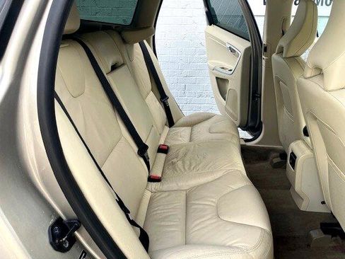 Used 2013 Volvo XC60 T6 image 13