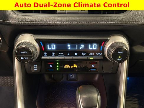 Used 2023 Toyota RAV4 Limited AWD/4WD image 28
