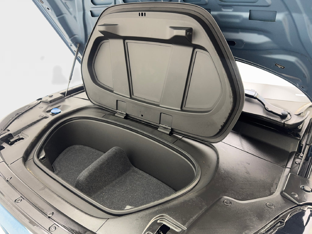 Used 2023 Volvo C40 P8 Recharge Ultimate AWD/4WD image 75