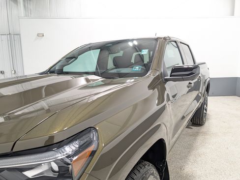 Used 2024 Chevrolet Colorado Z71 w/ Z71 Convenience Package 2 image 7