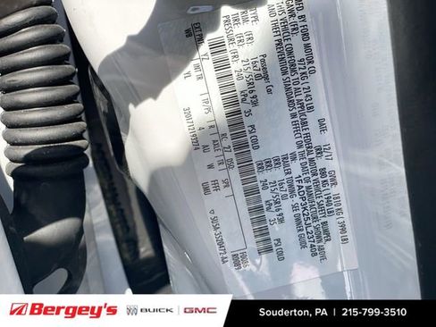 Used 2018 Ford Focus SE image 37