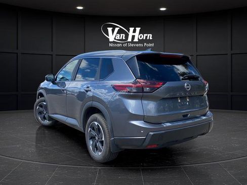 Used 2025 Nissan Rogue SV w/ SV Premium Package AWD/4WD image 5