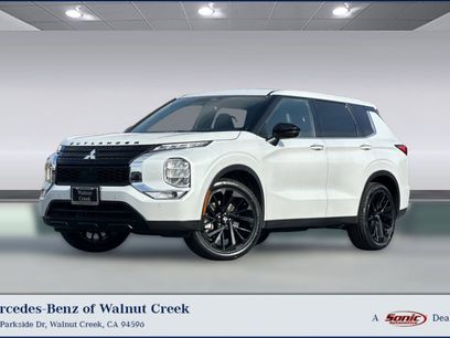 Used 2023 Mitsubishi Outlander SE