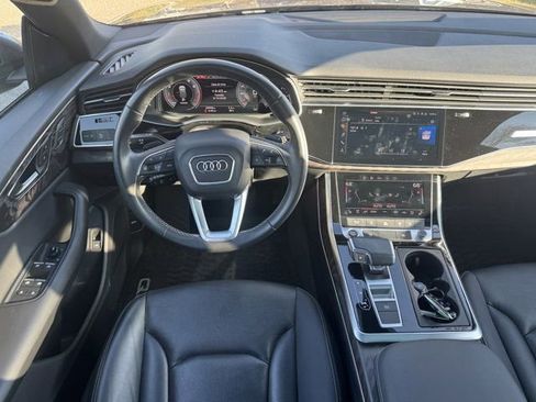 Used 2021 Audi Q8 Premium Plus w/ Premium Plus Package image 11