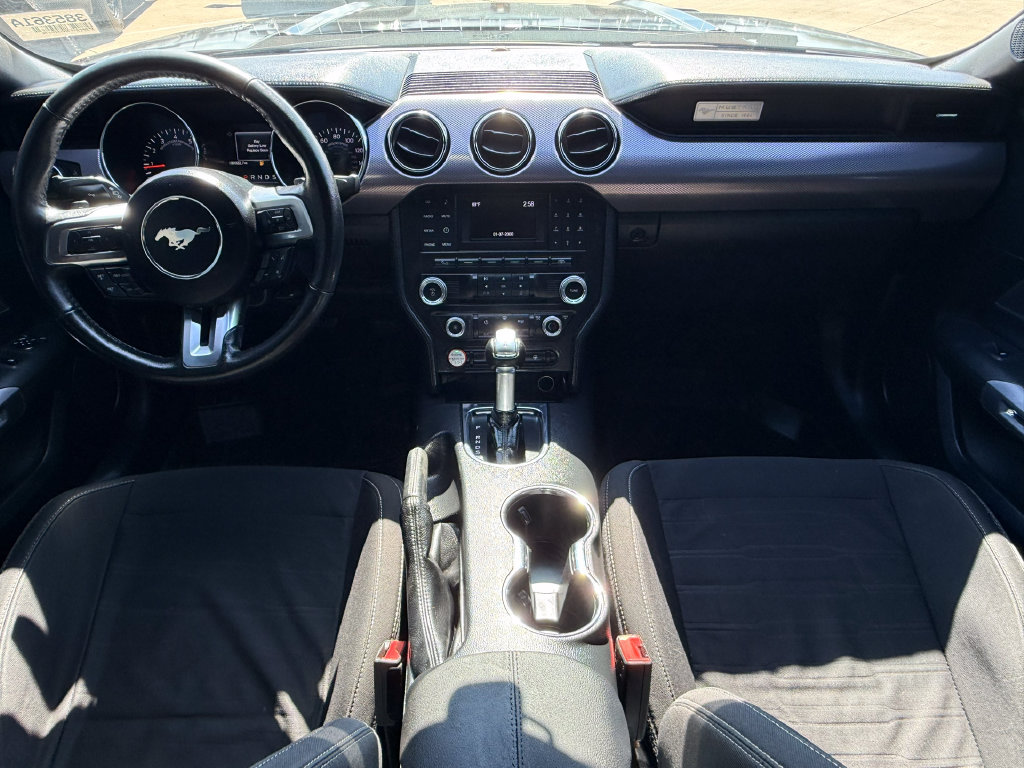 Used 2017 Ford Mustang GT RWD image 12