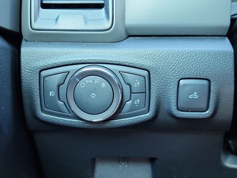 Used 2019 Ford Ranger XL w/ Equipment Group 101A Mid image 26