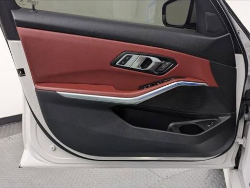 Used 2022 BMW 330i Sedan image 13