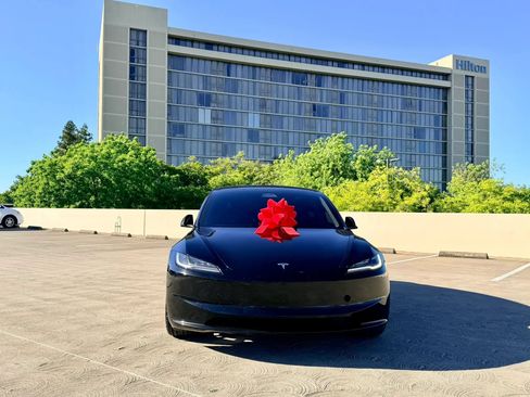 Used 2024 Tesla Model 3 Standard Range RWD image 24