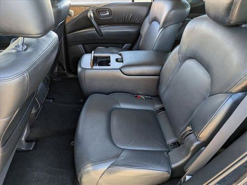 Used 2024 Nissan Armada SL w/ Captain's Chairs Package RWD image 20