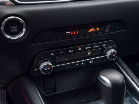 Used 2024 MAZDA CX-5 Carbon Edition image 22
