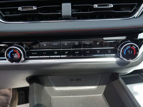 New 2026 Chevrolet Equinox RS image 18