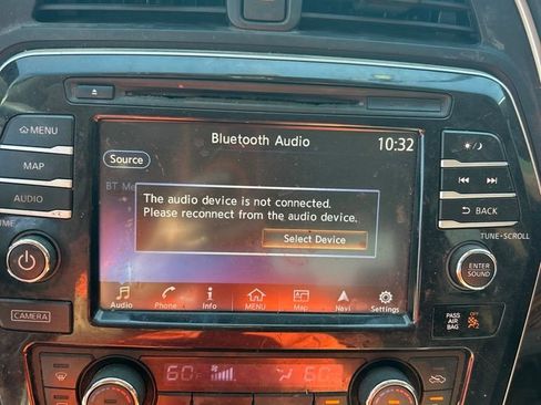 Used 2016 Nissan Maxima Platinum FWD image 17