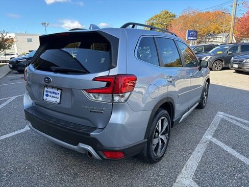 Used 2019 Subaru Forester Touring image 9