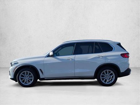 Used 2019 BMW X5 xDrive40i w/ Parking Assistance Package image 9