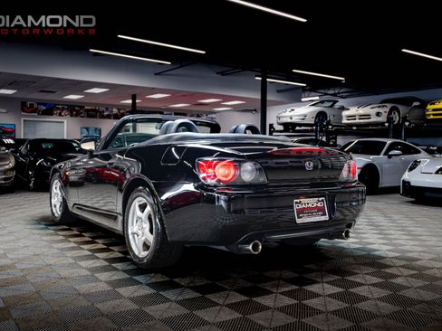 Used 2000 Honda S2000 image 2