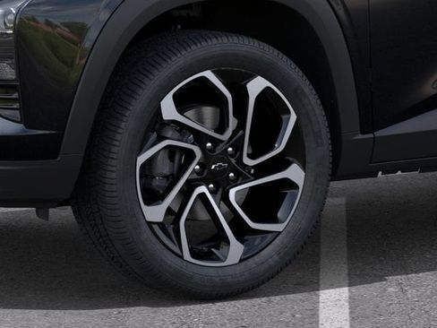 New 2026 Chevrolet Trax RS w/ Sunroof Package FWD image 9