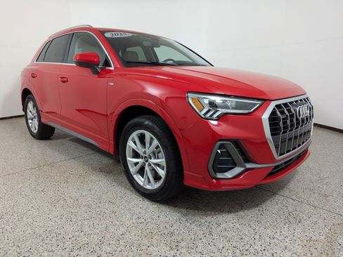 Certified 2025 Audi Q3 2.0T Premium Plus w/ Premium Plus Package image 1