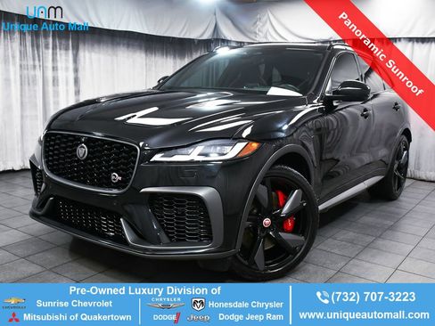 Used 2021 Jaguar F-PACE SVR image 1