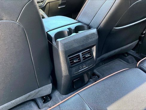 Used 2023 GMC Canyon AT4 AWD/4WD image 13