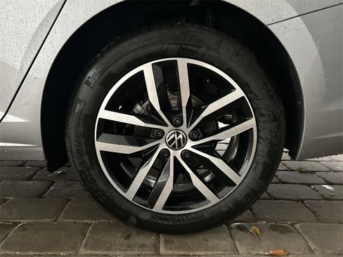 New 2026 Volkswagen Jetta SE image 40