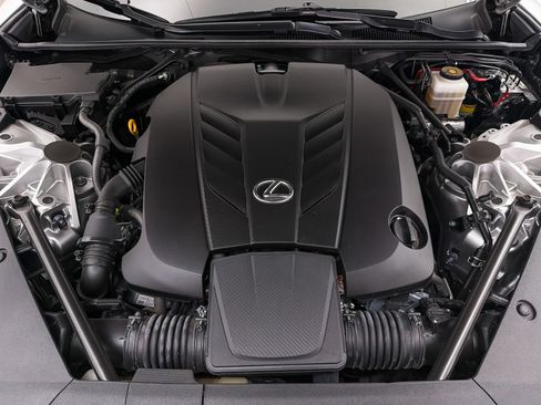 Used 2018 Lexus LC 500 Coupe RWD image 17