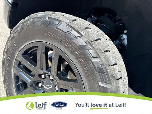 Used 2024 Chevrolet Silverado 1500 LT Trail Boss w/ Convenience Package II image 39