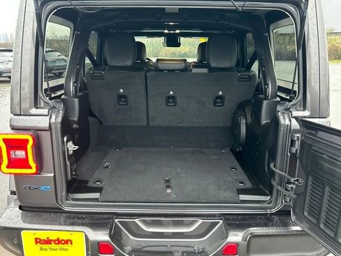 Used 2021 Jeep Wrangler Unlimited Sahara image 15