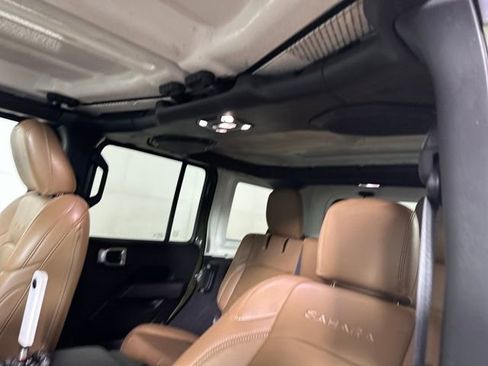 Used 2023 Jeep Wrangler Unlimited Sahara w/ Cold Weather Group image 12