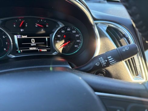 Used 2018 Chevrolet Malibu LT image 39