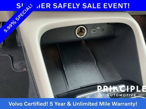 Certified 2023 Volvo XC40 B4 Plus FWD image 30