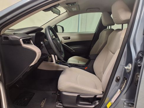 Used 2022 Toyota Corolla Cross L FWD image 23