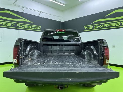 Used 2022 RAM 1500 Warlock AWD/4WD image 9