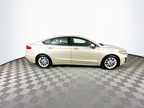 Used 2019 Ford Fusion SE image 11