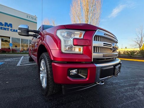 Used 2017 Ford F150 Platinum w/ Equipment Group 701A Luxury image 10