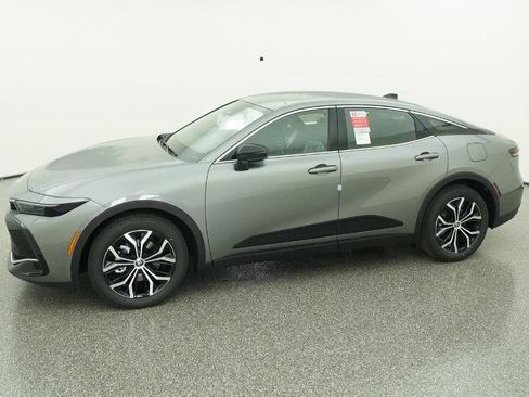 New 2026 Toyota Crown XLE image 7