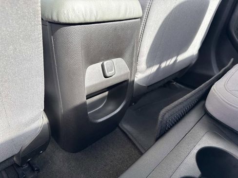 Used 2015 Chevrolet Colorado W/T w/ WT Convenience Package image 21