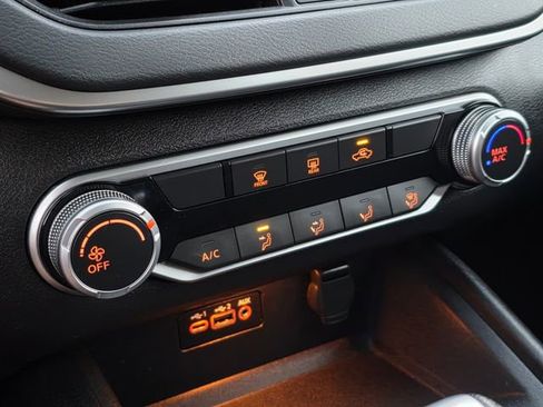 Used 2022 Nissan Altima 2.5 SV image 26