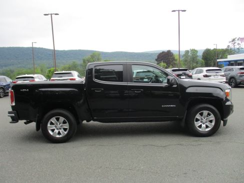 Used 2018 GMC Canyon SLE AWD/4WD image 4