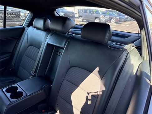 Used 2016 Kia Forte SX image 4