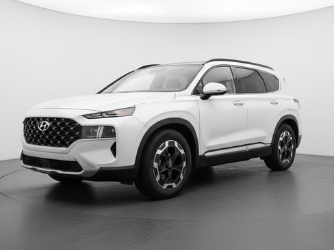 Used 2025 Hyundai Santa Fe SEL image 3