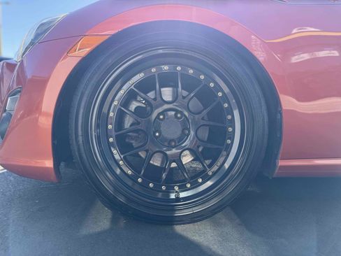 Used 2015 Scion FR-S image 25