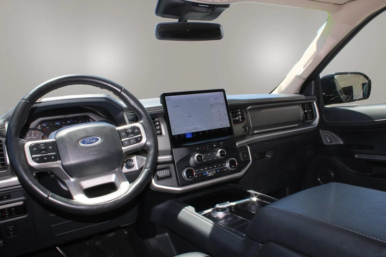 Used 2024 Ford Expedition Max XLT RWD image 24