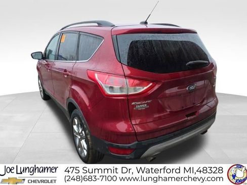 Used 2016 Ford Escape SE w/ Equipment Group 201A image 3
