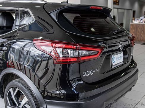 Used 2021 Nissan Rogue Sport SL w/ Premium Package AWD/4WD image 12
