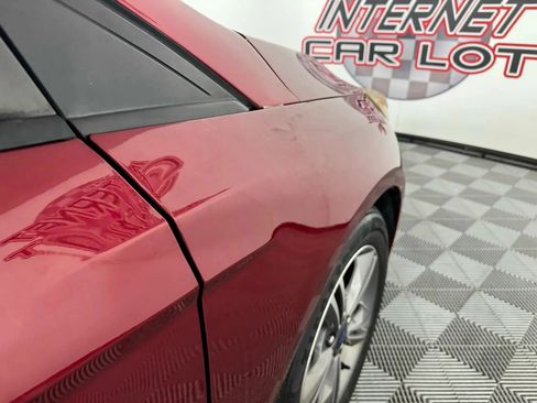 Used 2017 Ford Focus SE FWD image 28