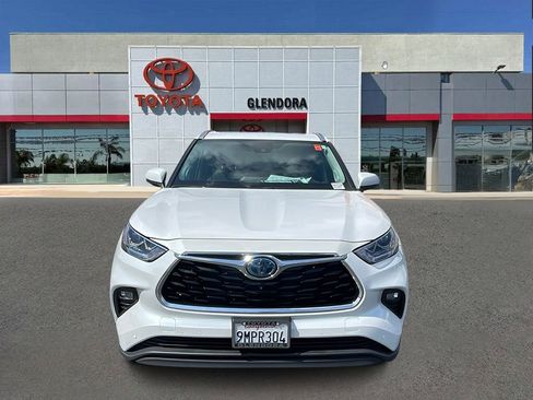 Used 2024 Toyota Highlander Limited image 8