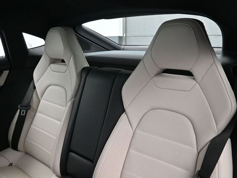 Used 2024 Porsche Panamera 4 image 6