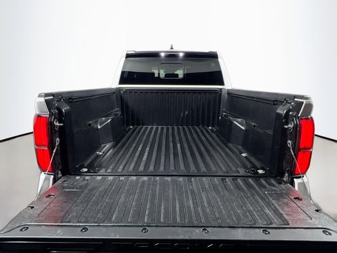 Used 2024 Toyota Tacoma SR5 w/ SR5 Upgrade Package image 35