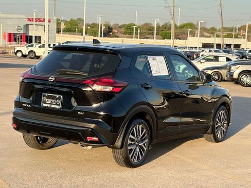 Certified 2023 Nissan Kicks SV image 7