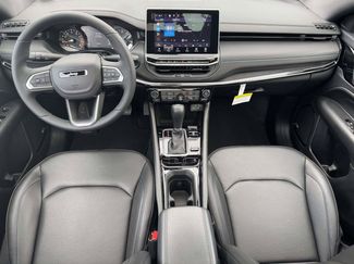 Used 2025 Jeep Compass Limited w/ Sun & Sound Group AWD/4WD video 2